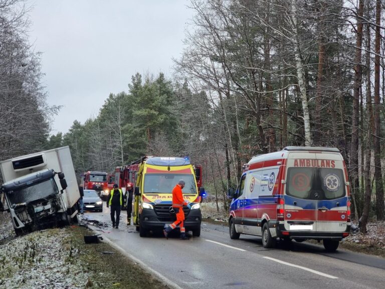 Zmarł kierowca samochodu renault