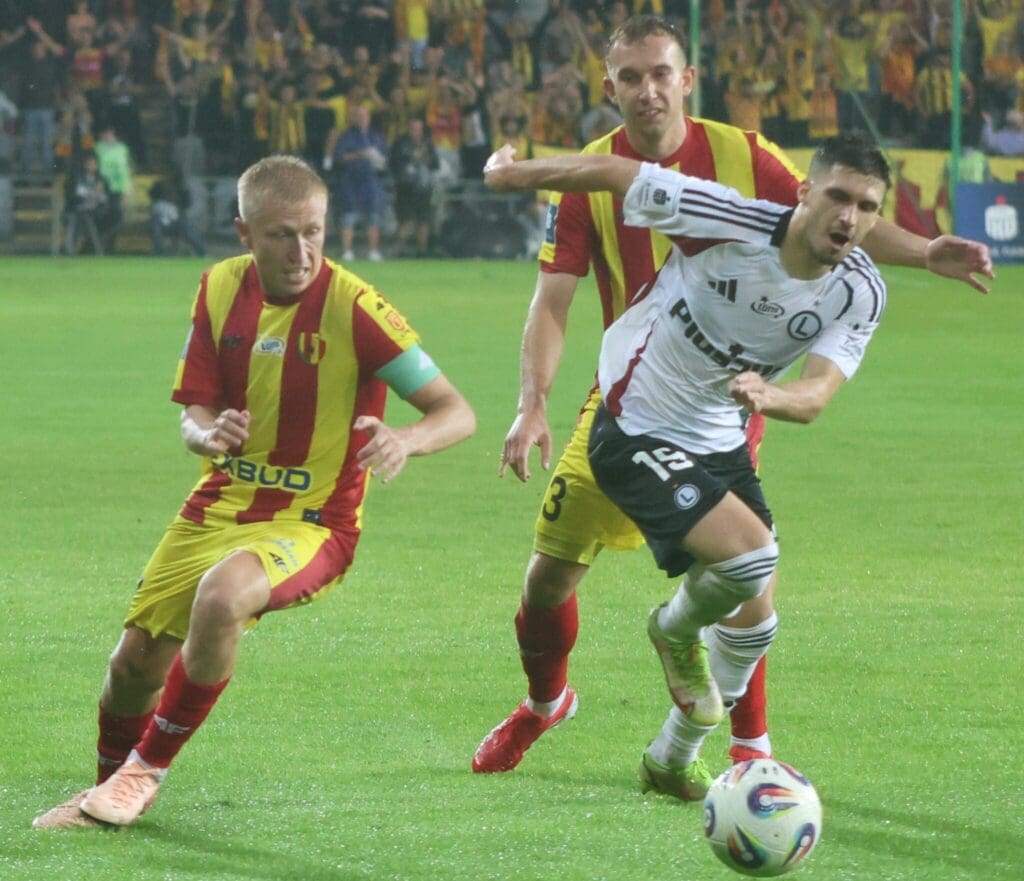 Korona Kielce nadal bez punktów – porażka z Legią Warszawa 0:2