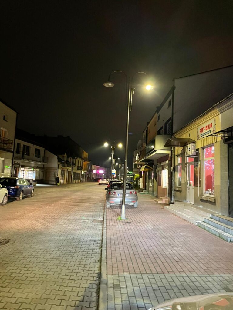 Nowe oświetlenie przy ul. Piłsudskiego w Starachowicach