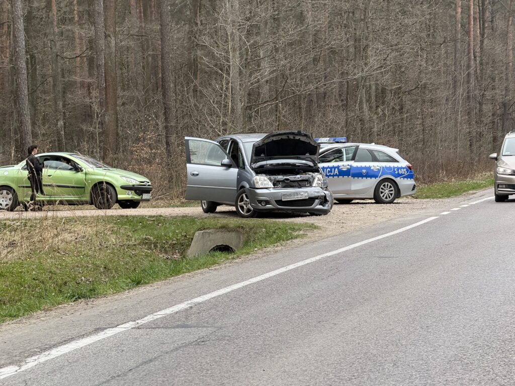 Groźne zderzenie na drodze Starachowice–Lubienia