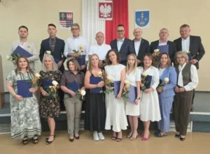 Uroczystość wręczenia nominacji dyrektorskich i nauczycielskich w Starostwie Powiatowym w Starachowicach