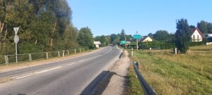 Brak chodnika przy drodze wojewódzkiej nr 756 w Pawłowie