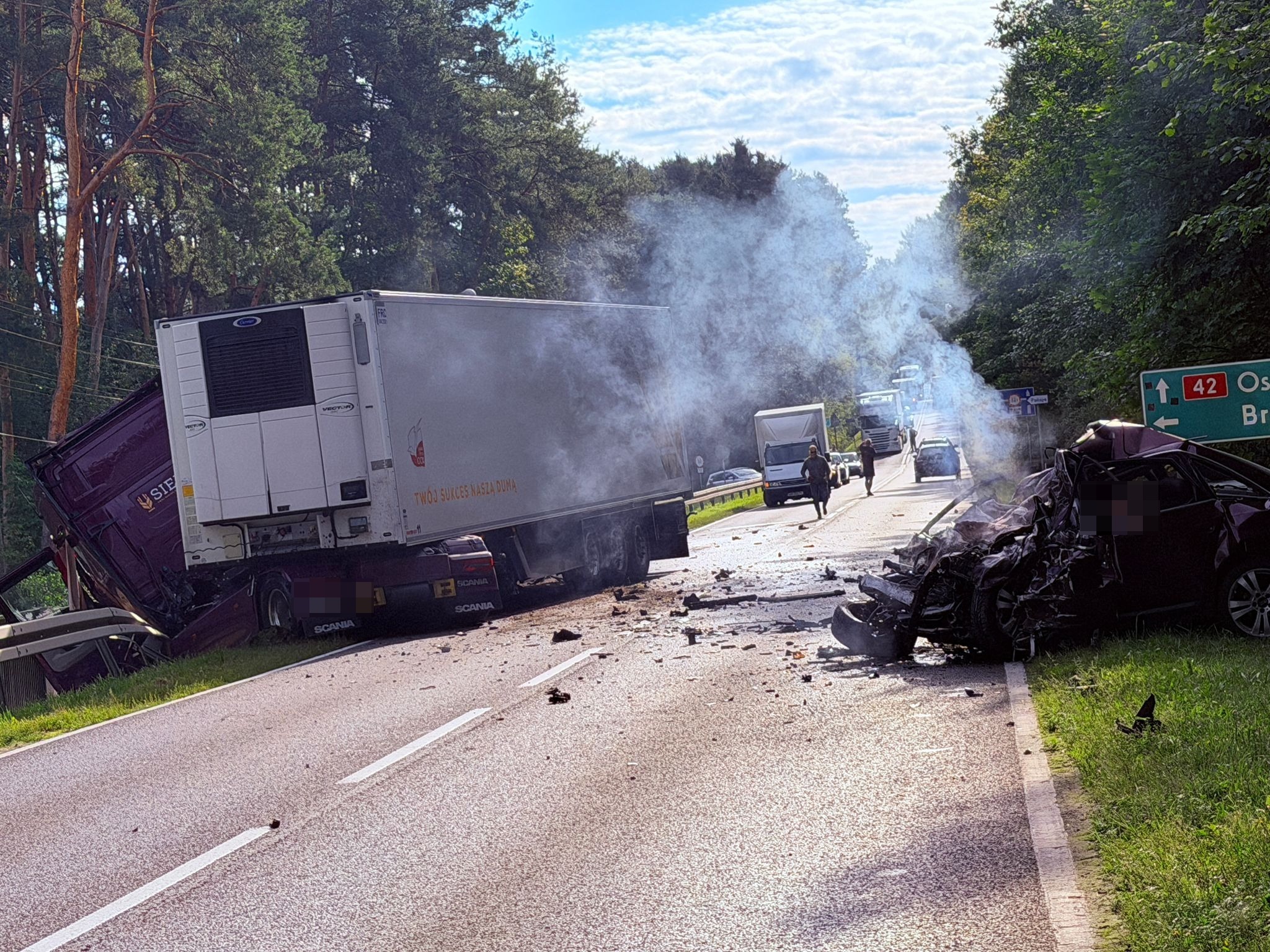 Śmiertelny wypadek na DK42 w Stykowie. Nie żyje 23-latek