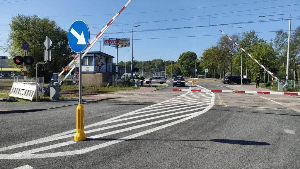 Zmiana organizacji ruchu na przejeździe kolejowym w Starachowicach