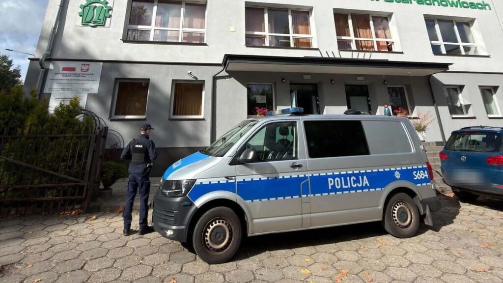 Więcej patroli policji przy szkołach w Starachowicach